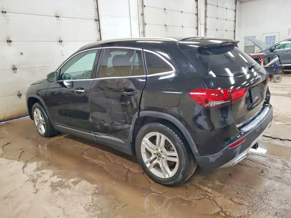 2021 MERCEDES-BENZ GLA 250 4MATIC  