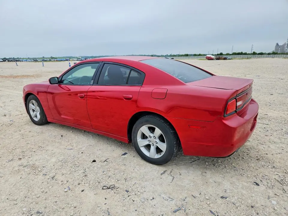 2013 DODGE CHARGER SE  