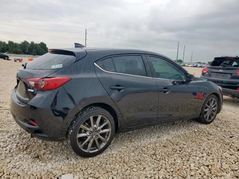 2018 MAZDA 3 TOURING