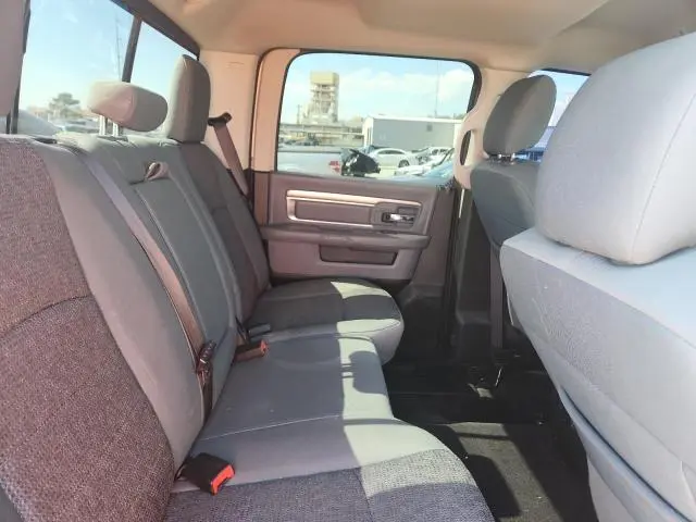 2018 RAM 1500 SLT