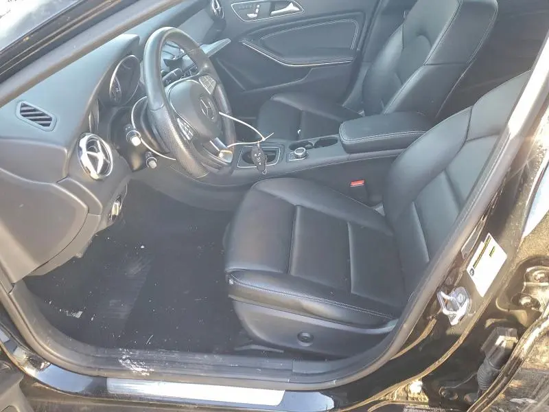 2020 MERCEDES-BENZ GLA 250 4MATIC  