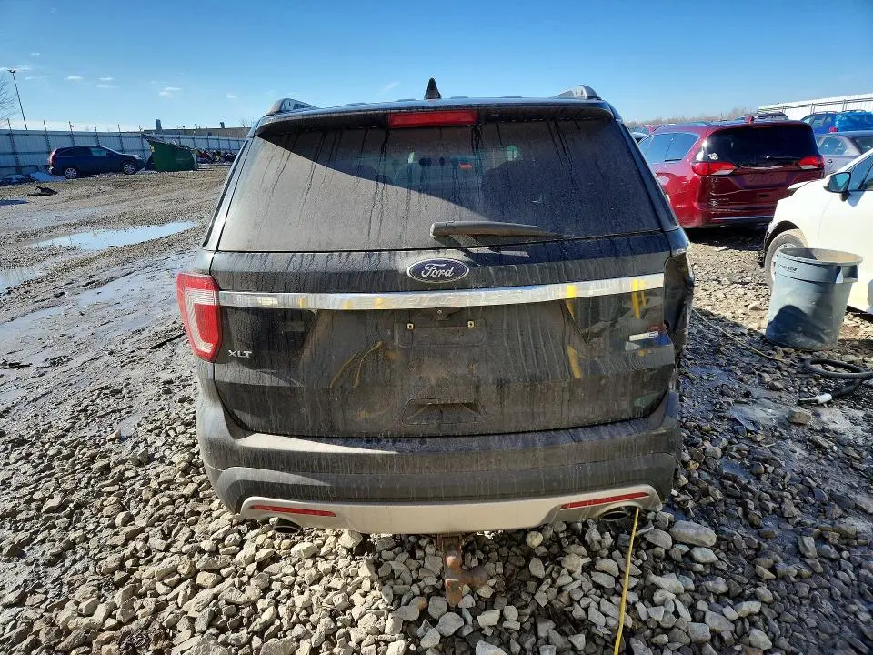 2016 FORD EXPLORER XLT  