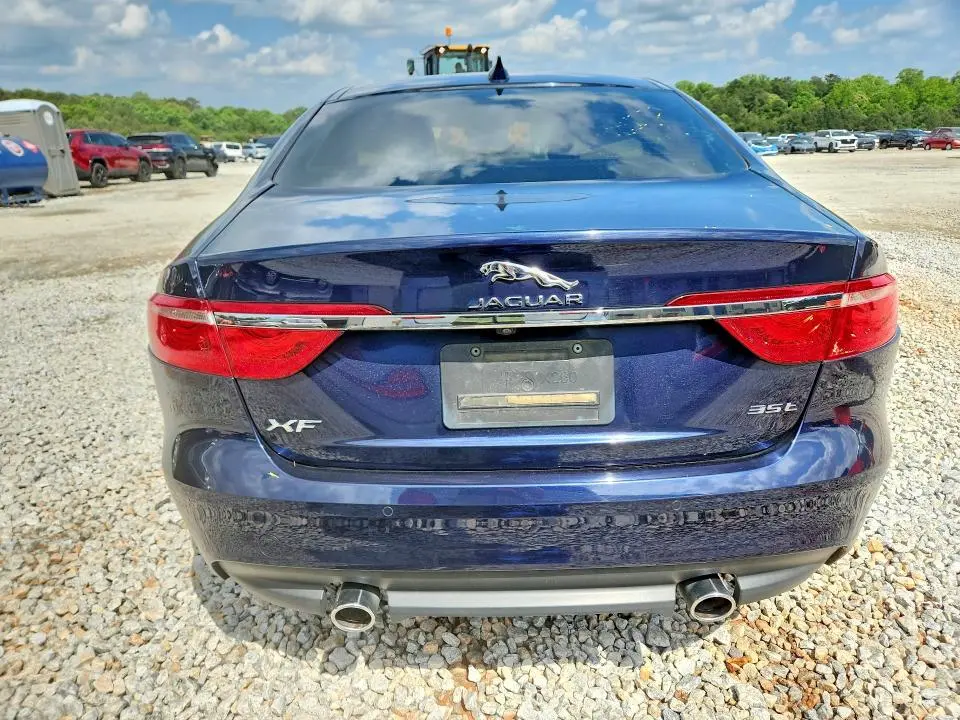 2016 JAGUAR XF PRESTIGE  