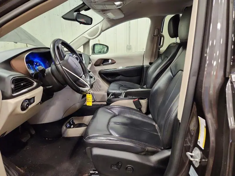 2017 CHRYSLER PACIFICA TOURING L  
