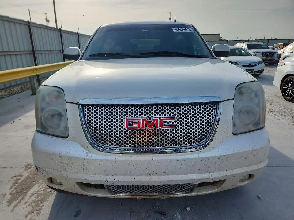 2012 GMC YUKON DENALI  