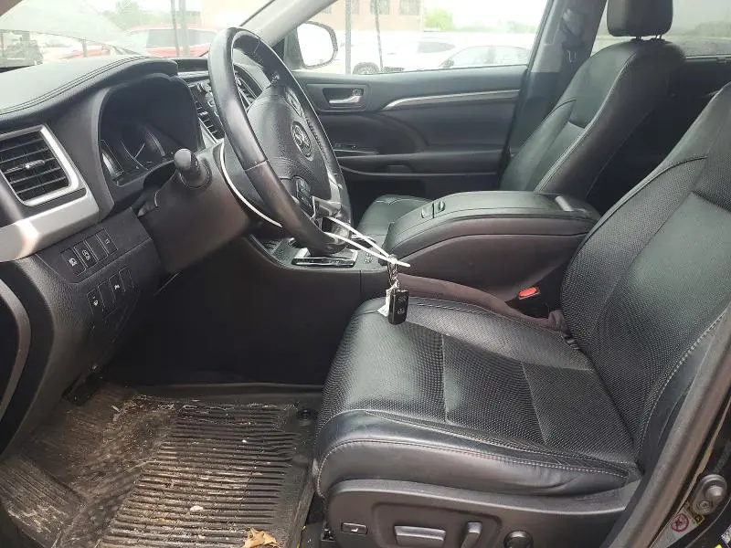 2017 TOYOTA HIGHLANDER LIMITED  