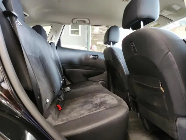 2010 NISSAN ROGUE S  