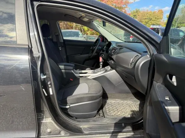 2016 KIA SPORTAGE LX  