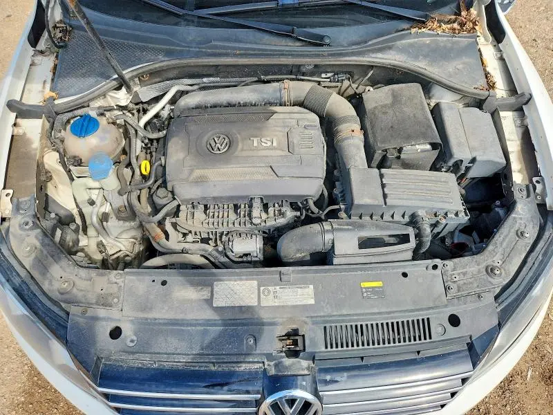 2015 VOLKSWAGEN PASSAT S  