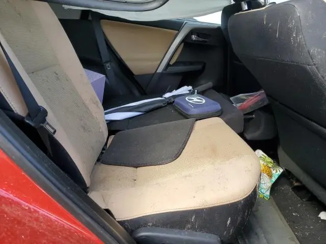 2016 TOYOTA RAV4 XLE  