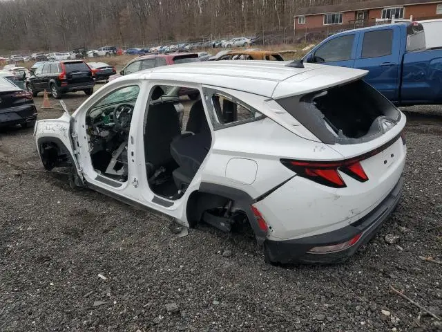 2022 HYUNDAI TUCSON SE  