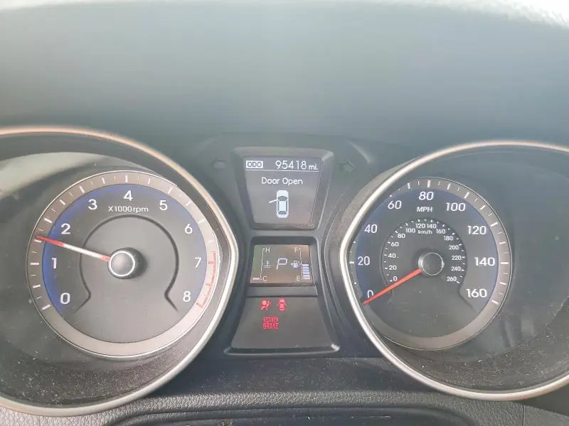 2013 HYUNDAI ELANTRA GT BASE  