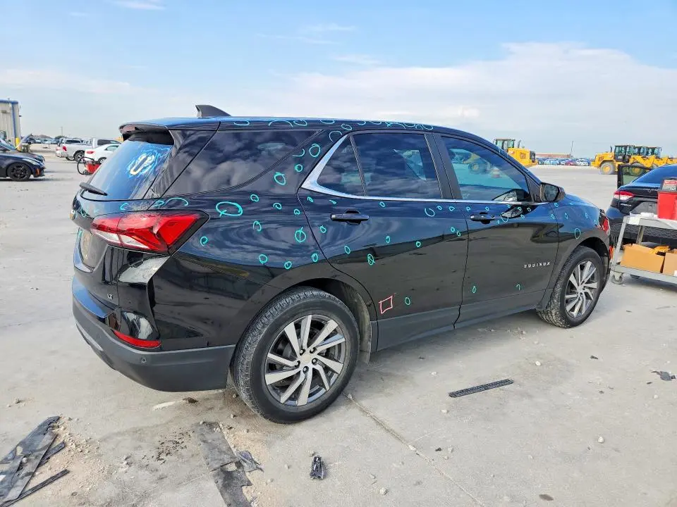 2022 CHEVROLET EQUINOX LT  