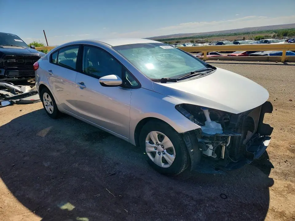2016 KIA FORTE LX  