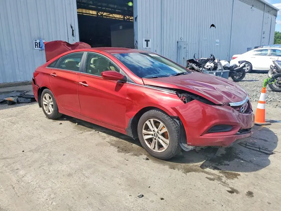2012 HYUNDAI SONATA GLS  