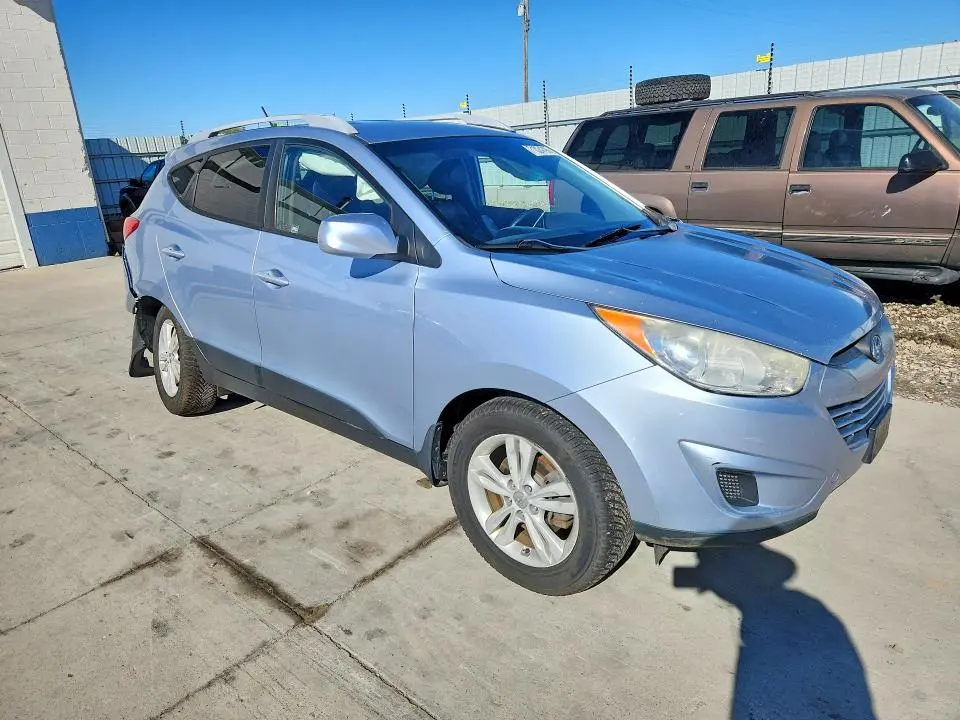 2011 HYUNDAI TUCSON GLS  