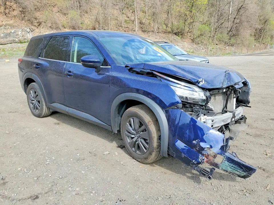 2022 NISSAN PATHFINDER S  