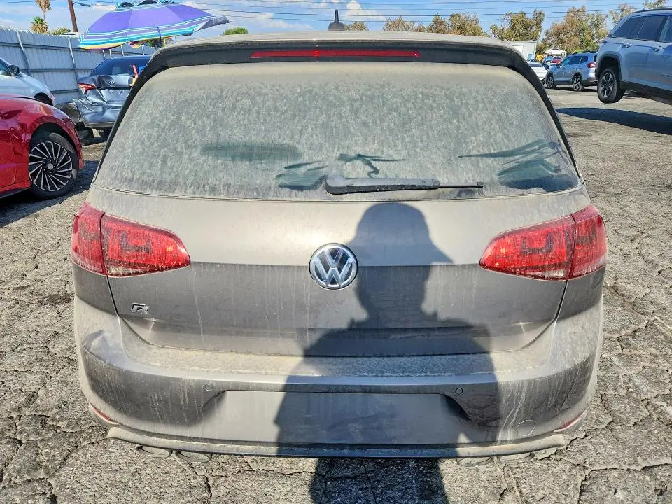 2017 VOLKSWAGEN GOLF R   
