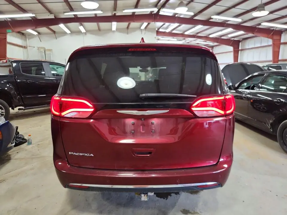 2017 CHRYSLER PACIFICA TOURING L  