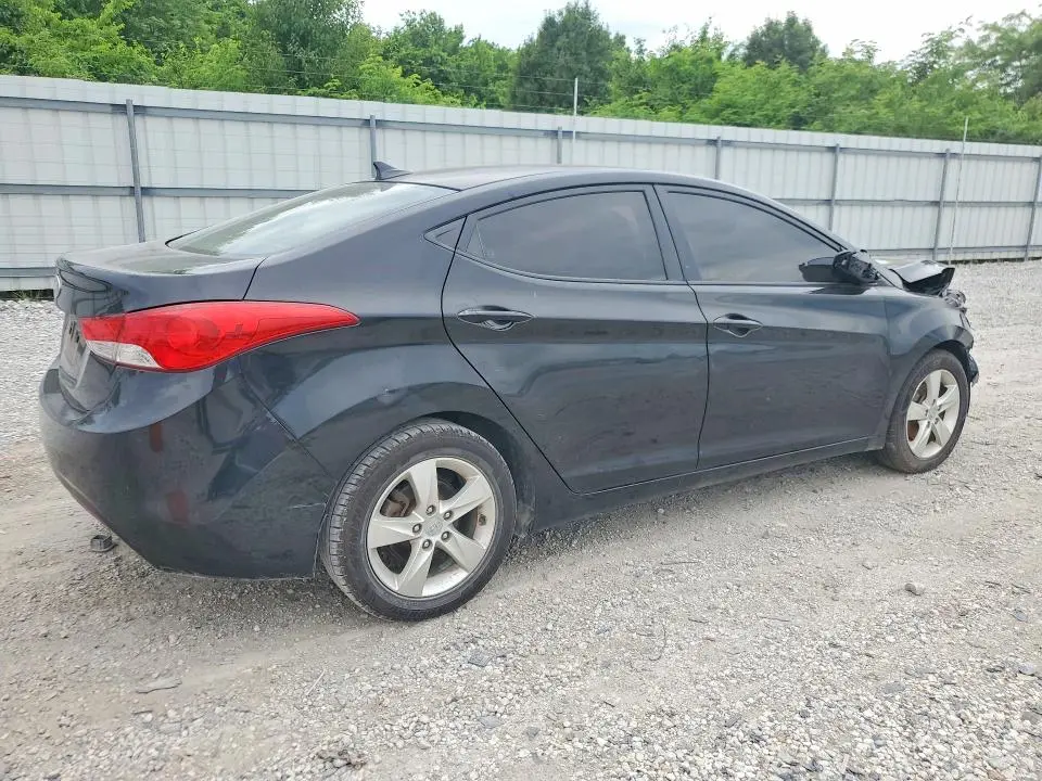 2012 HYUNDAI ELANTRA GLS  