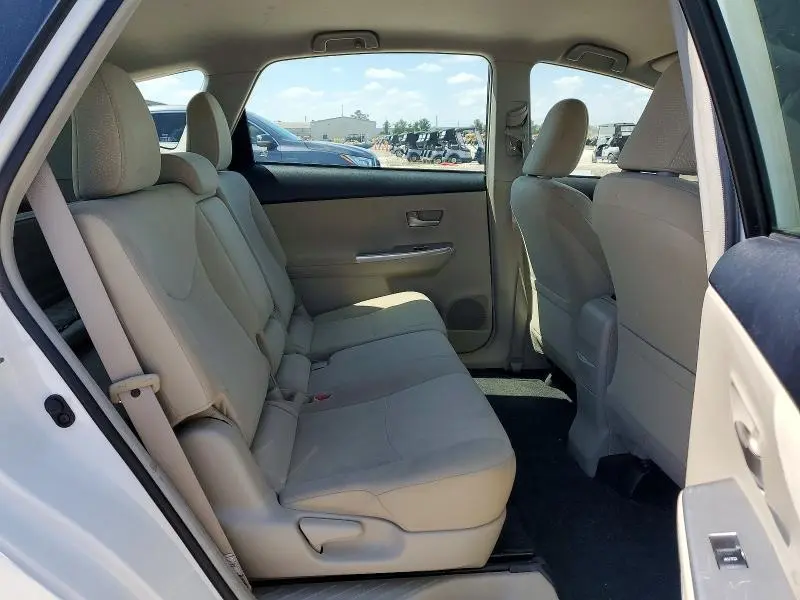 2013 TOYOTA PRIUS V THREE  