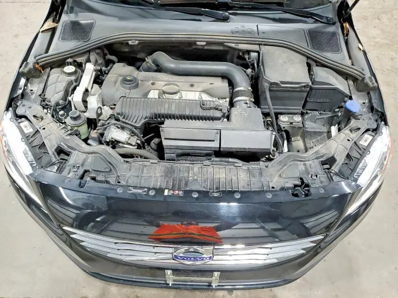 2015 VOLVO V60 PREMIER  