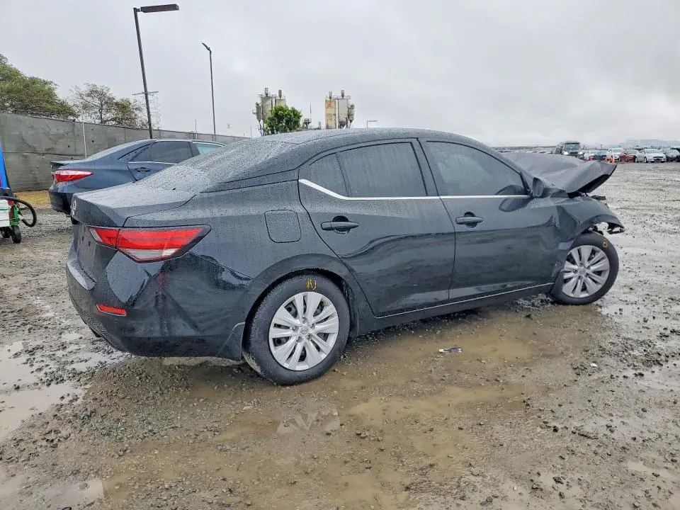 2025 NISSAN SENTRA S  