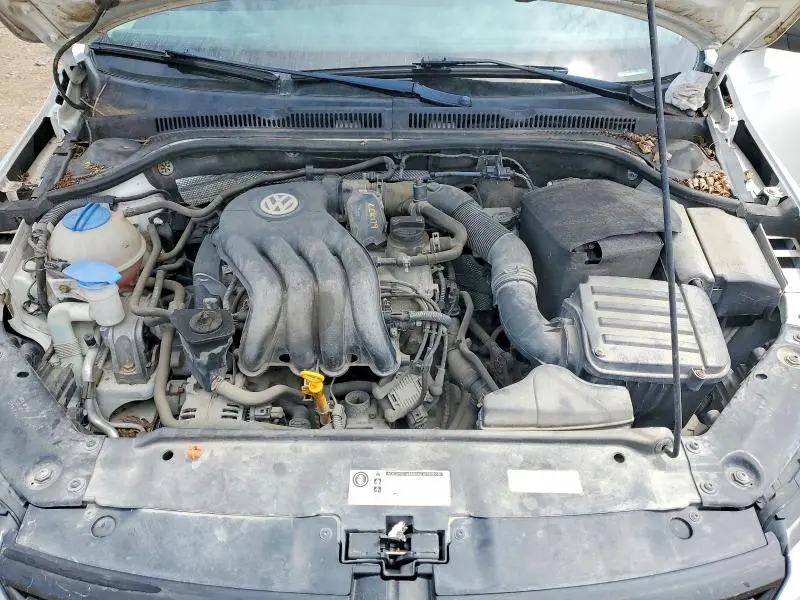2013 VOLKSWAGEN JETTA BASE  