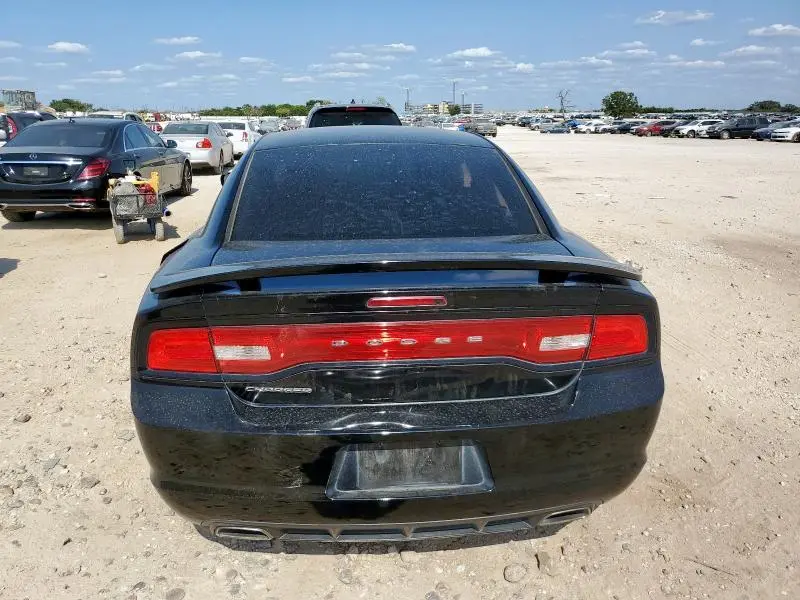 2014 DODGE CHARGER SE  