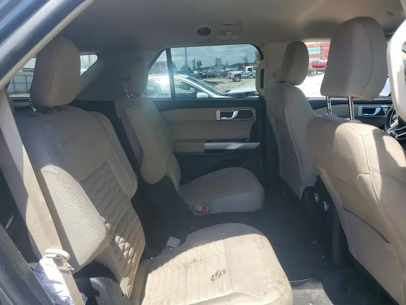 2021 FORD EXPLORER XLT  