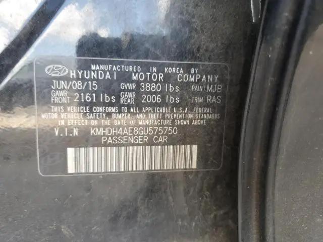 2016 HYUNDAI ELANTRA SE  