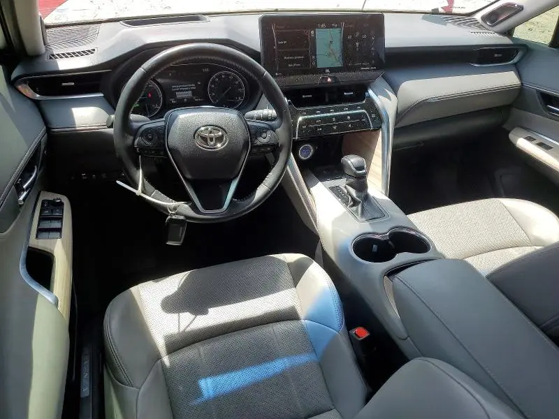 2021 TOYOTA VENZA LIMITED  