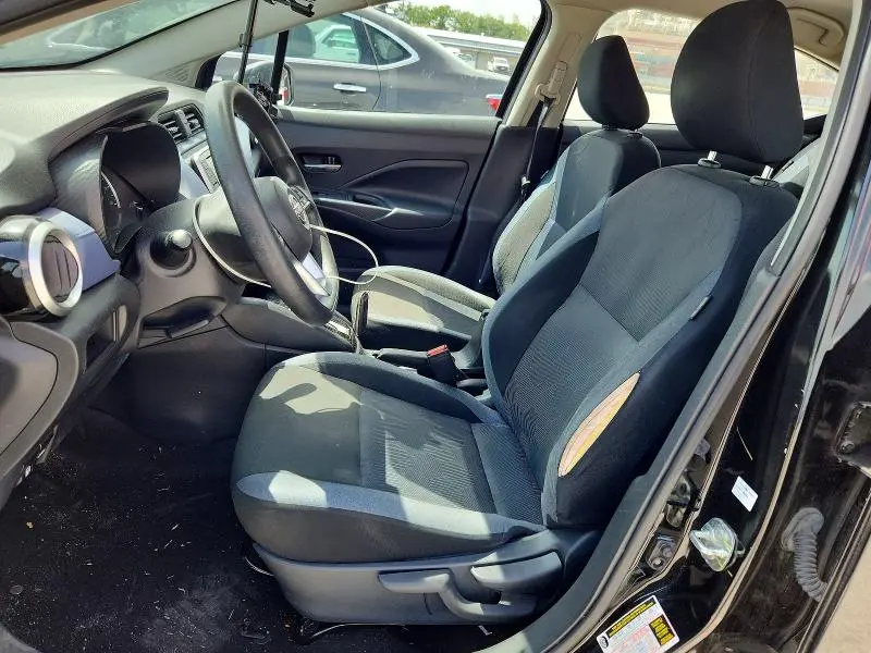 2024 NISSAN VERSA SV  