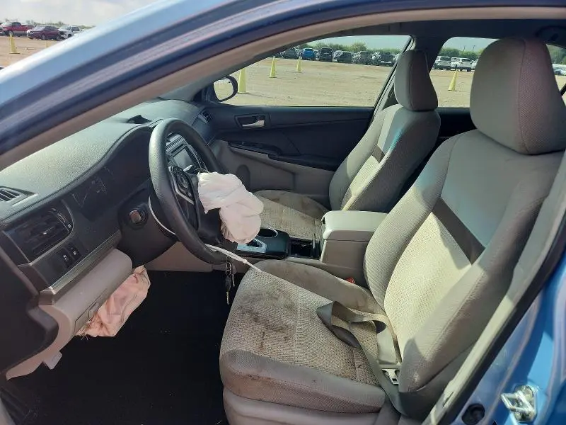 2012 TOYOTA CAMRY LE  