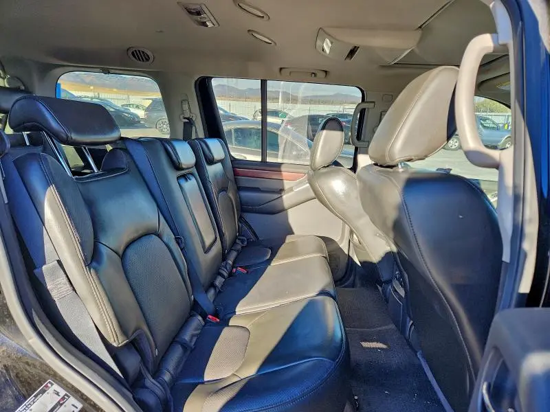 2010 NISSAN PATHFINDER S  