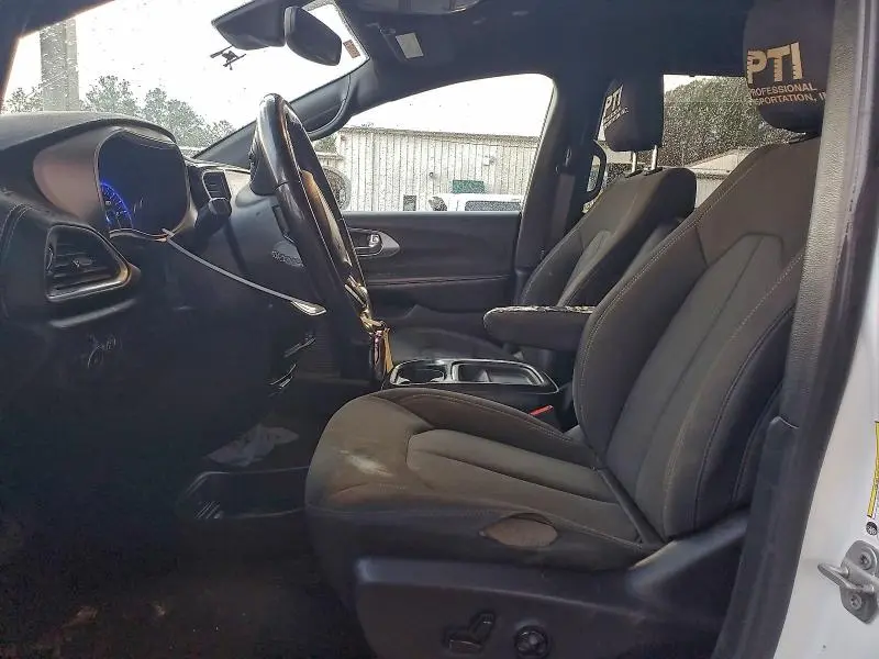 2022 CHRYSLER PACIFICA TOURING  