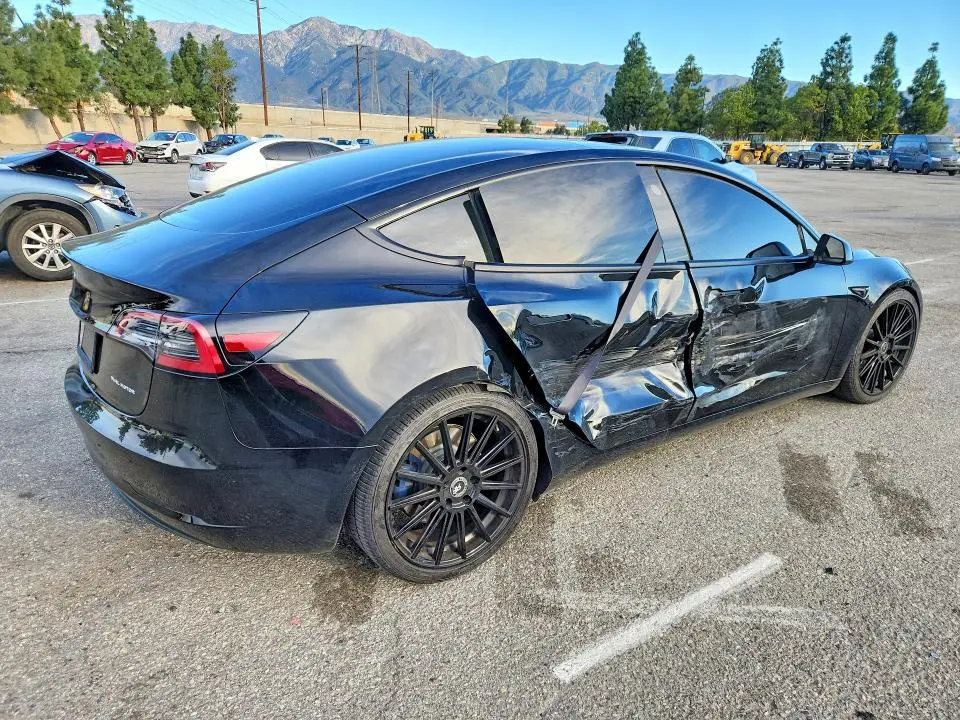 2023 TESLA MODEL 3   