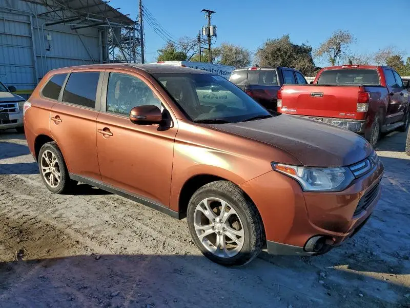 2014 MITSUBISHI OUTLANDER SE  