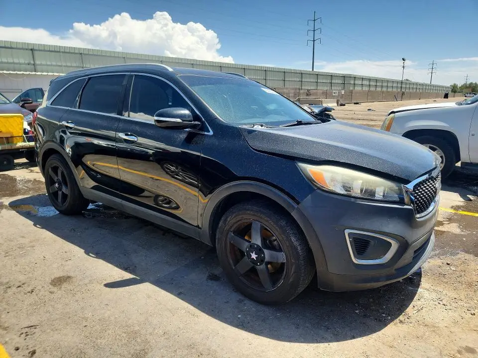 2016 KIA SORENTO LX  