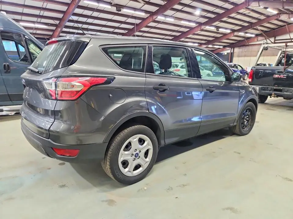2018 FORD ESCAPE S  