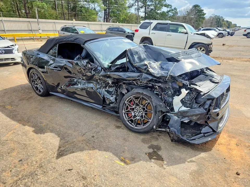 2025 FORD MUSTANG GT  