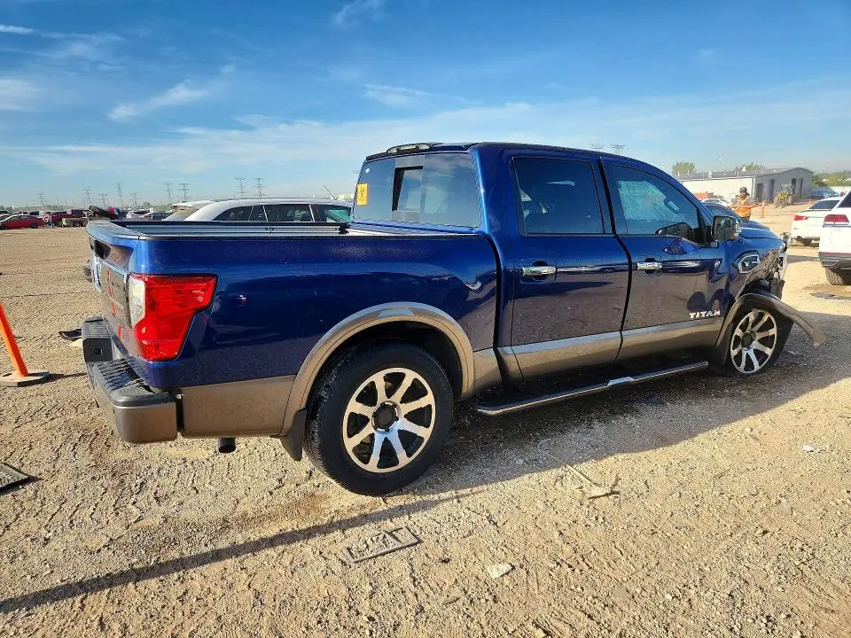 2017 NISSAN TITAN PLATINUM RESERVE  