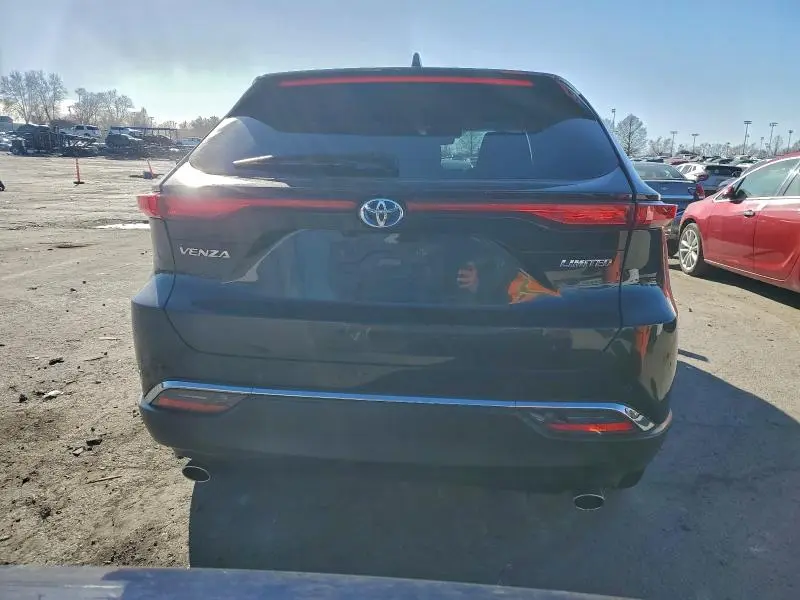 2023 TOYOTA VENZA LE  