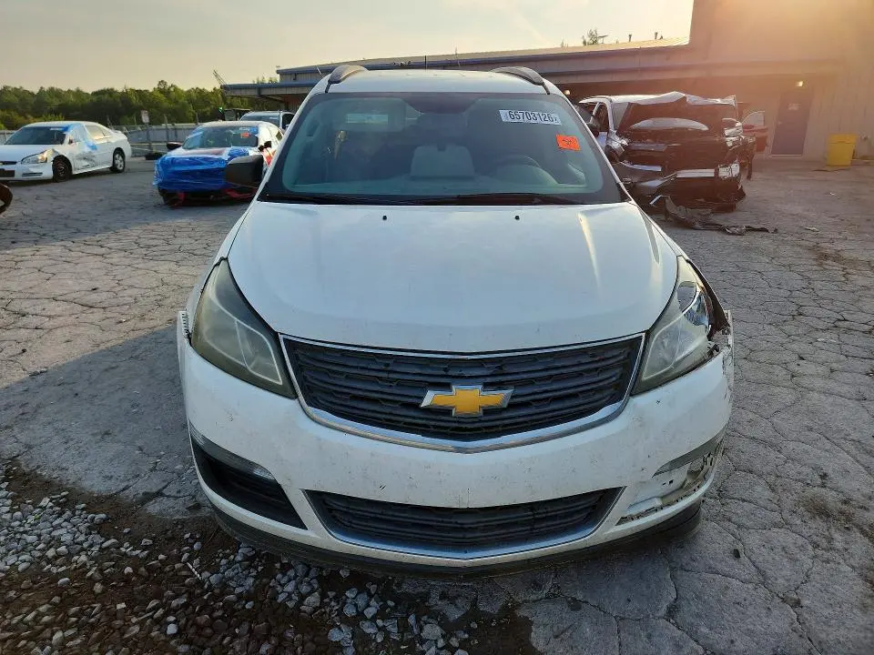2014 CHEVROLET TRAVERSE LS  
