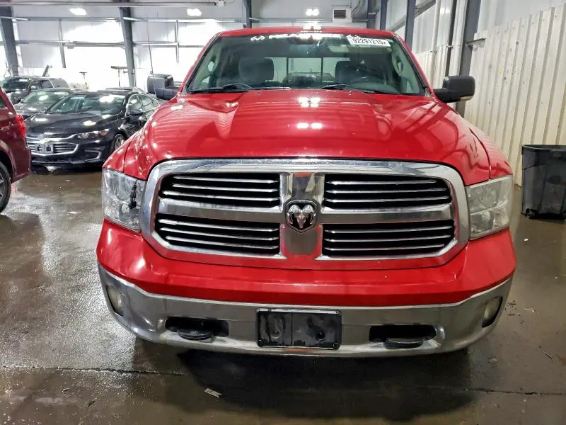 2015 RAM 1500 SLT  