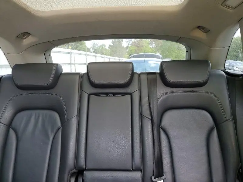 2010 AUDI Q5 PREMIUM PLUS  