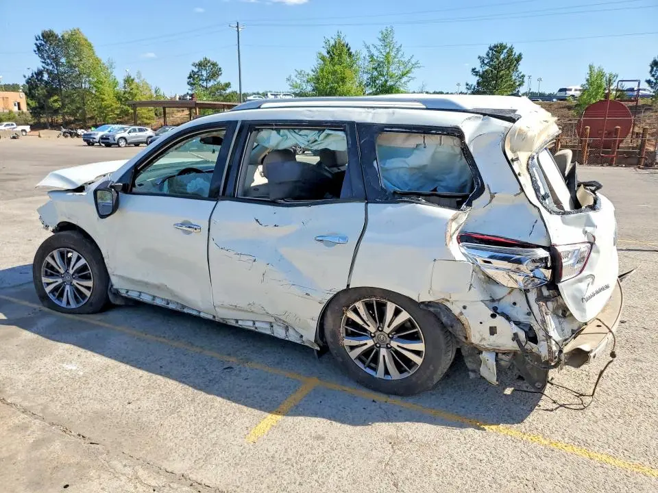 2018 NISSAN PATHFINDER SV  