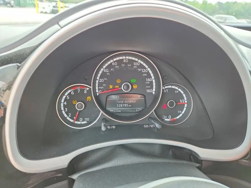 2014 VOLKSWAGEN BEETLE   