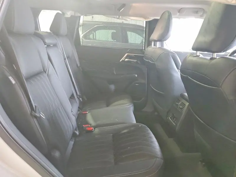 2025 MITSUBISHI OUTLANDER SEL  