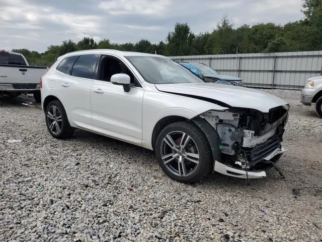 2020 VOLVO XC60 T5 MOMENTUM  